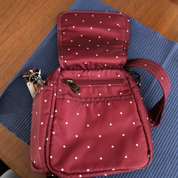 LUG RFID crossbody bag NWT - Picture 4 of 5